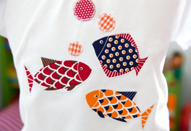 Kindershirt mit Applikation Kindershirt mit Applikation