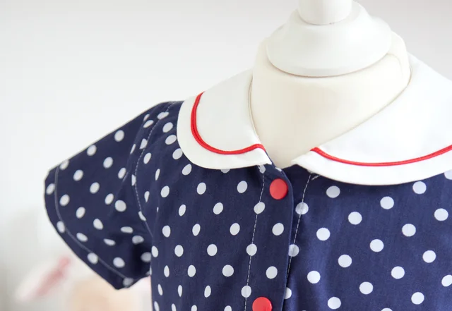 Schnittmuster Kinderkleid mit Bubikragen nähen
