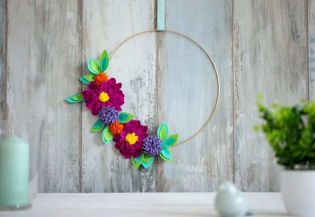Filzblumen DIY - gratis Anleitung Filzblumen DIY - gratis Anleitung