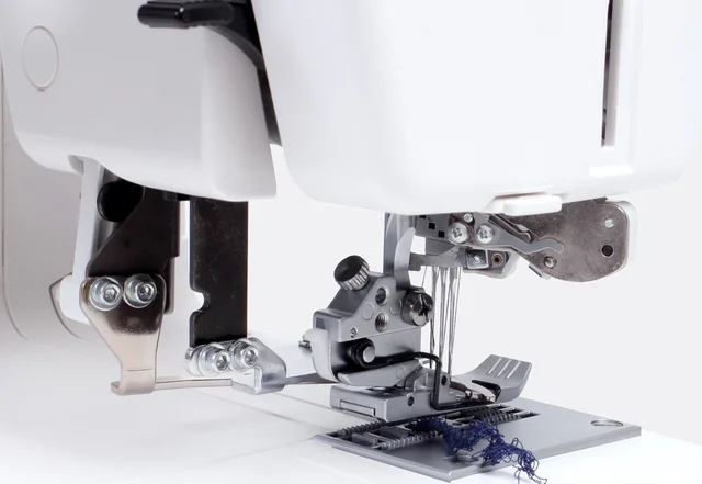 Covermaschine Janome 3000 Fadengeber für Deckstich Covermaschine Janome 3000 Fadengeber für Deckstich