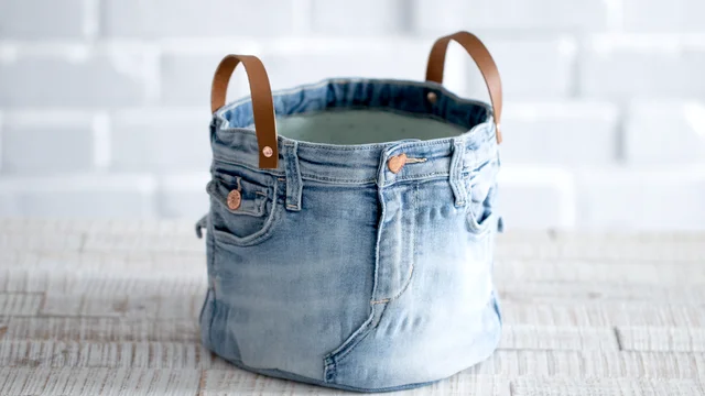 Kostenlose Nähanleitung - Jeans Upcycling Kostenlose Nähanleitung - Jeans Upcycling