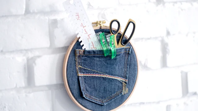 Stickrahmenutensilo Jeans Upcycling