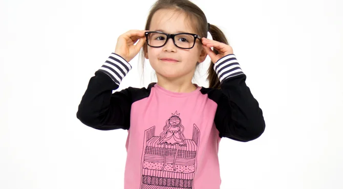Kleid Brille