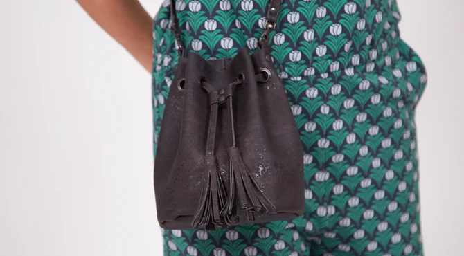 Schnittmuster Jumpsuit mit Beuteltasche Nähanleitung Schnittmuster Jumpsuit mit Beuteltasche Nähanleitung