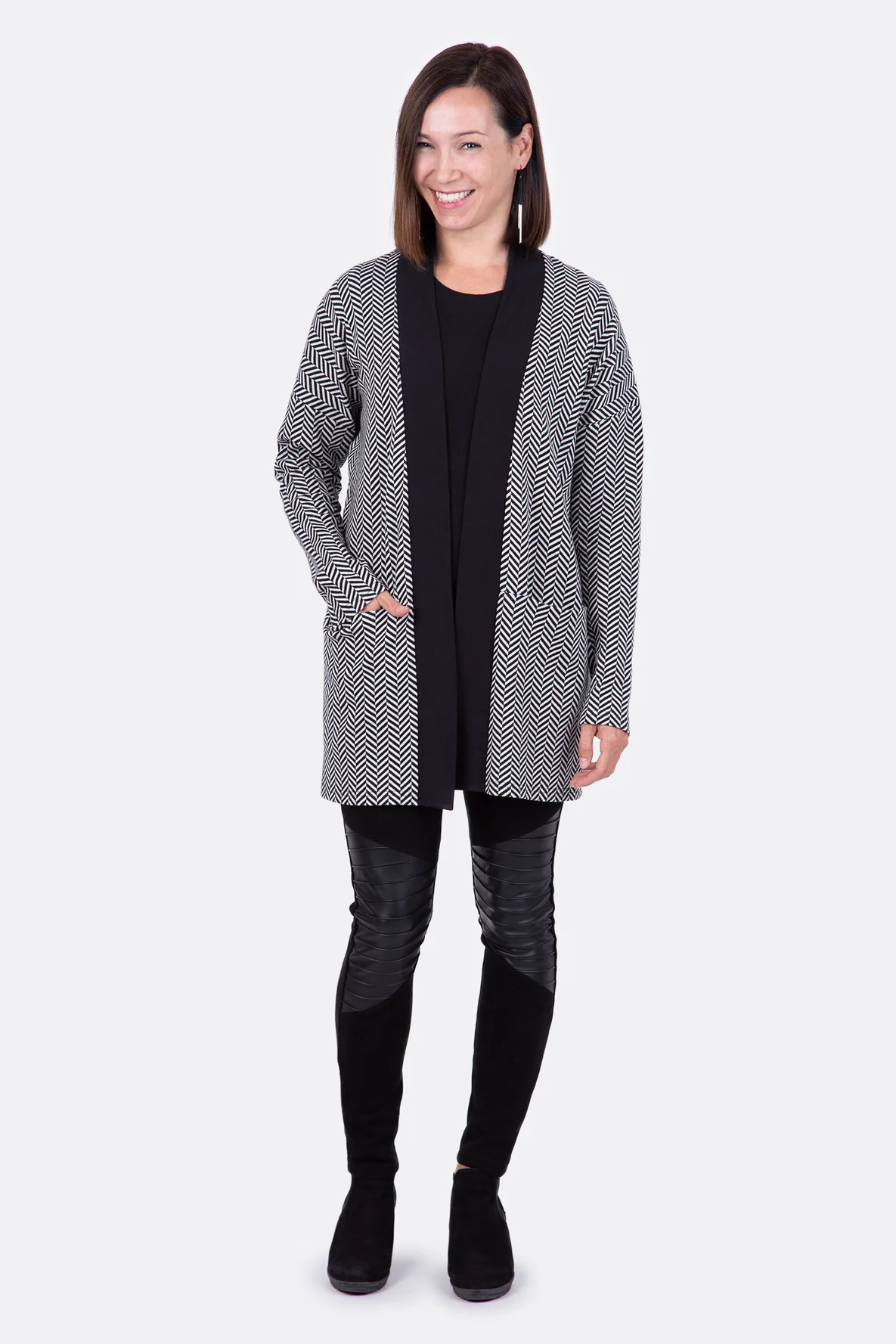 schnittmuster_damen_cardigan_eingriffstaschen_selber_naehen.jpg Thumbnail