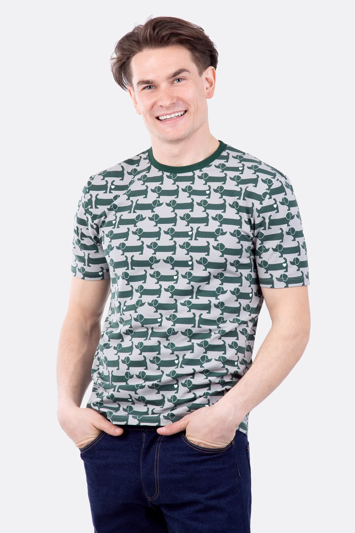 Shirt Max selber nähen aus Dackelstoff