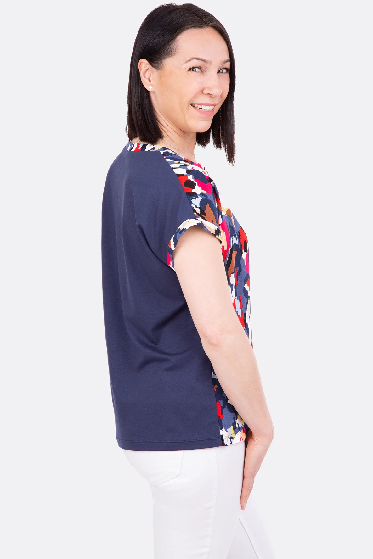 Blusenshirt mit Materialmix aus Jersey und Viskose Schnittmuster