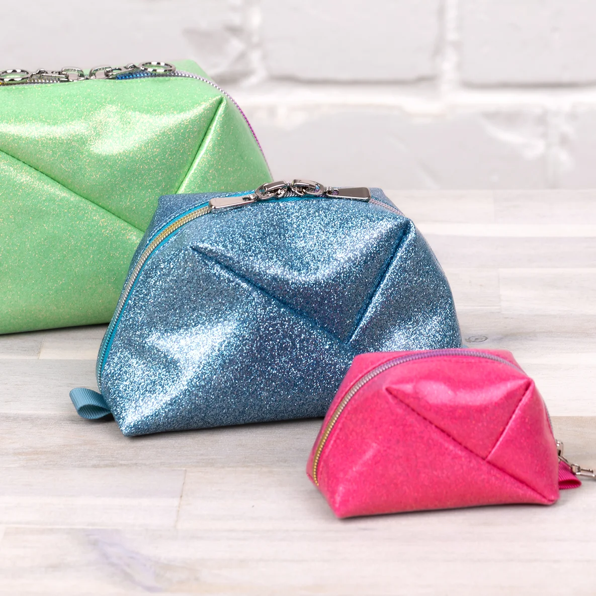 Schnittmuster Geo-Bag aus Glitzer-Vinyl Soft