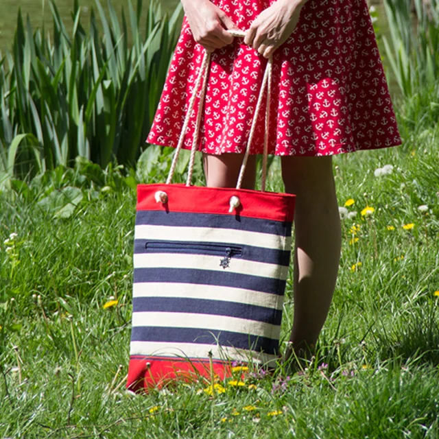 Jerseykleid "Ella Romantic" mit Ahoi-Shopper selbst genäht