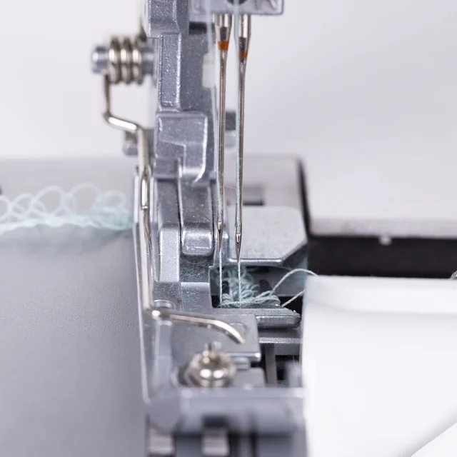 Die Nähnadeln der Overlock Maschine Die Nähnadeln der Overlock Maschine