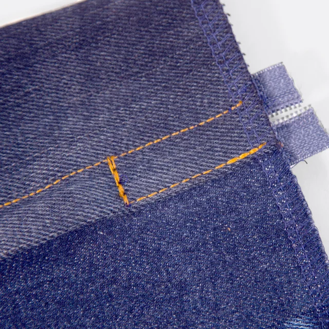 Reißverschluss absteppen - Patchwork-Kissen nähen Reißverschluss absteppen - Patchwork-Kissen nähen